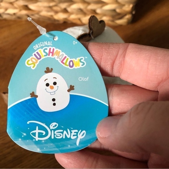 Squishmallows Disney: Frozen: Olaf in 5" - Picture 5 of 7